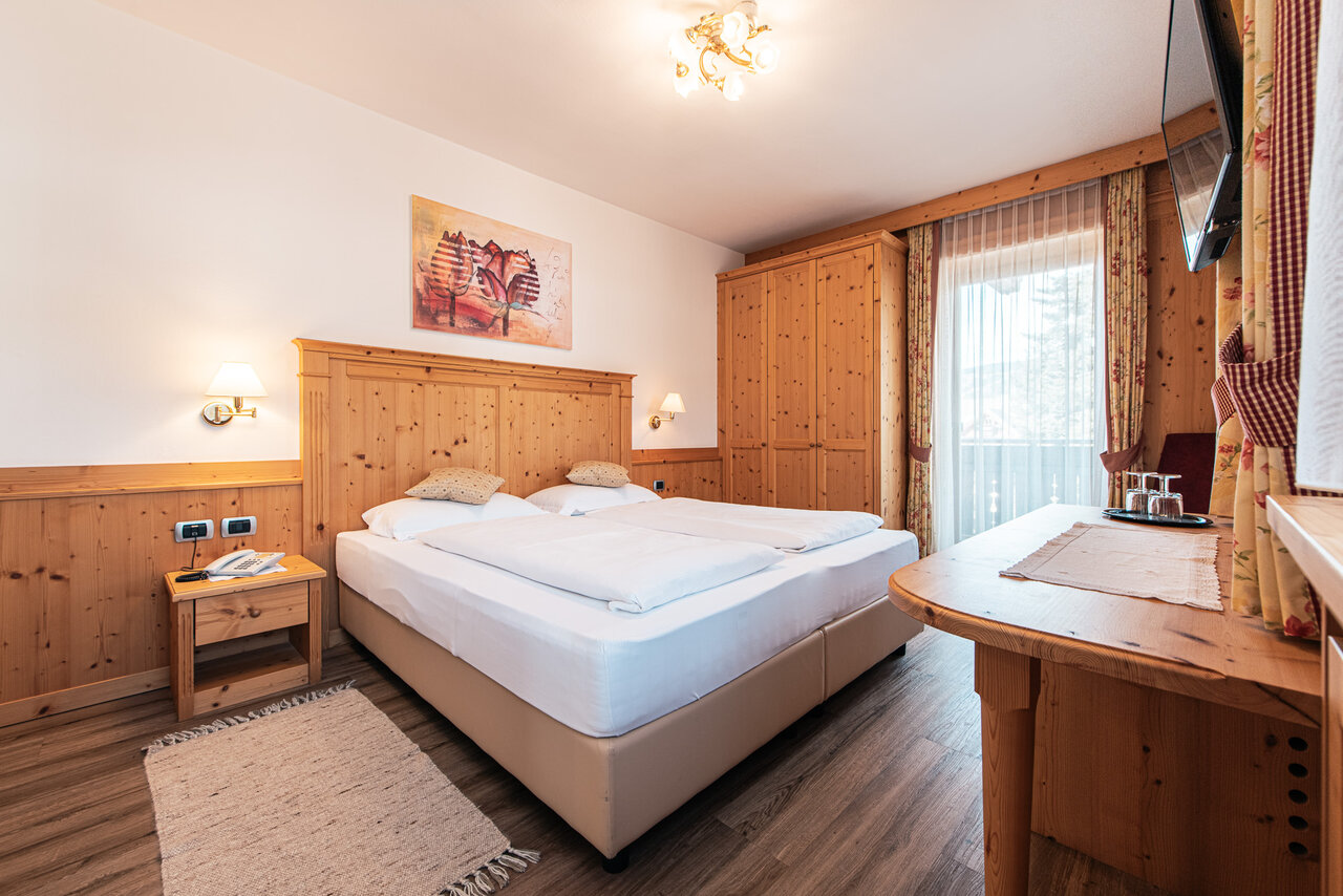 Rooms & Suites Hotel Goldene Rosen Welsberg